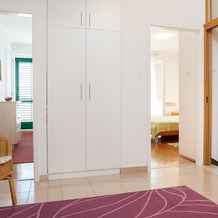 Apartment Nevia Makarska Rum bild